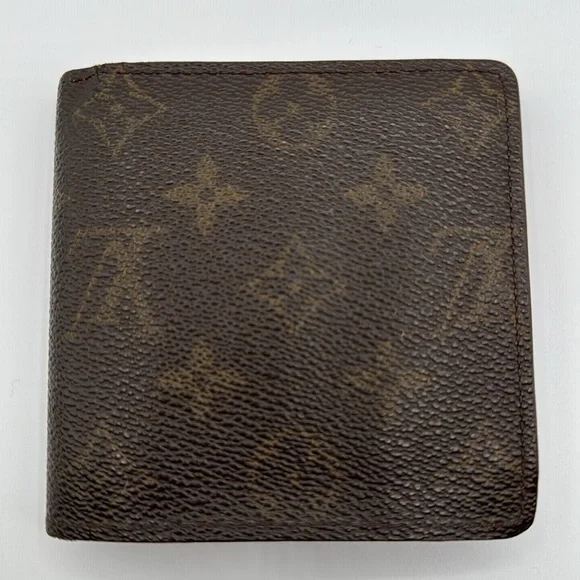 Men’s Wallet Bundle | Gucci, Burberry, Louis Vuitton and Tumi | Good Condition - Picture 10 of 13